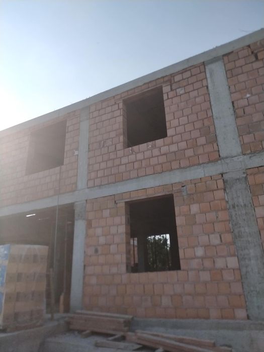 Firma de construcții DAMI COM CONSTRUCT SRL