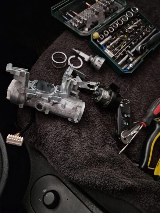 Deblocari repar contact Vw golf5 touran jetta skoda octavia2 seat audi