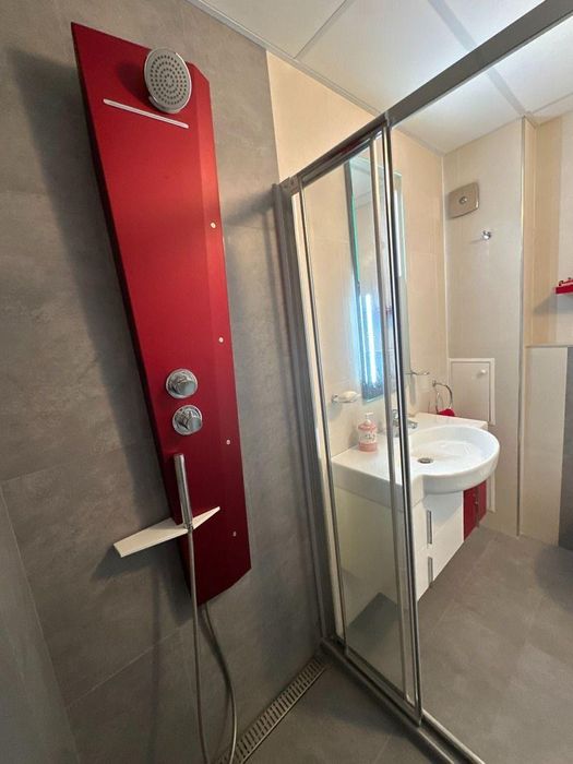 Тристаен апартамент  С ГАРАЖ в ж.к. Бояна.