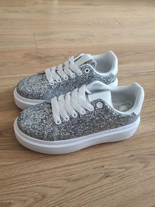 Дамски кецове (чисто нови)