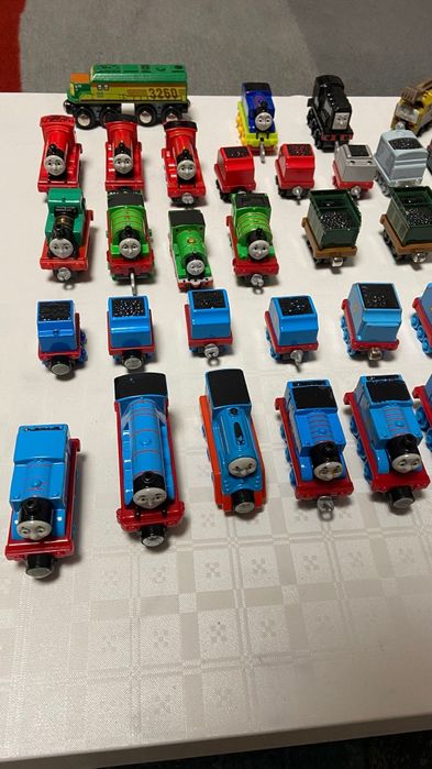 Thomas. Metal cu Magneti.