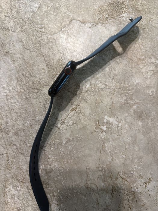 Apple Watch series 9 2023 GPS + Cellular, Midnight Aluminium 45mm