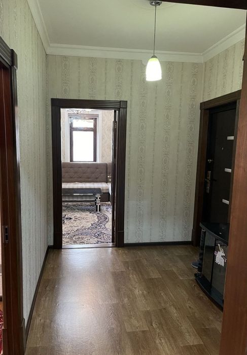 Qorasaroy 3 hona 82 kvadrat