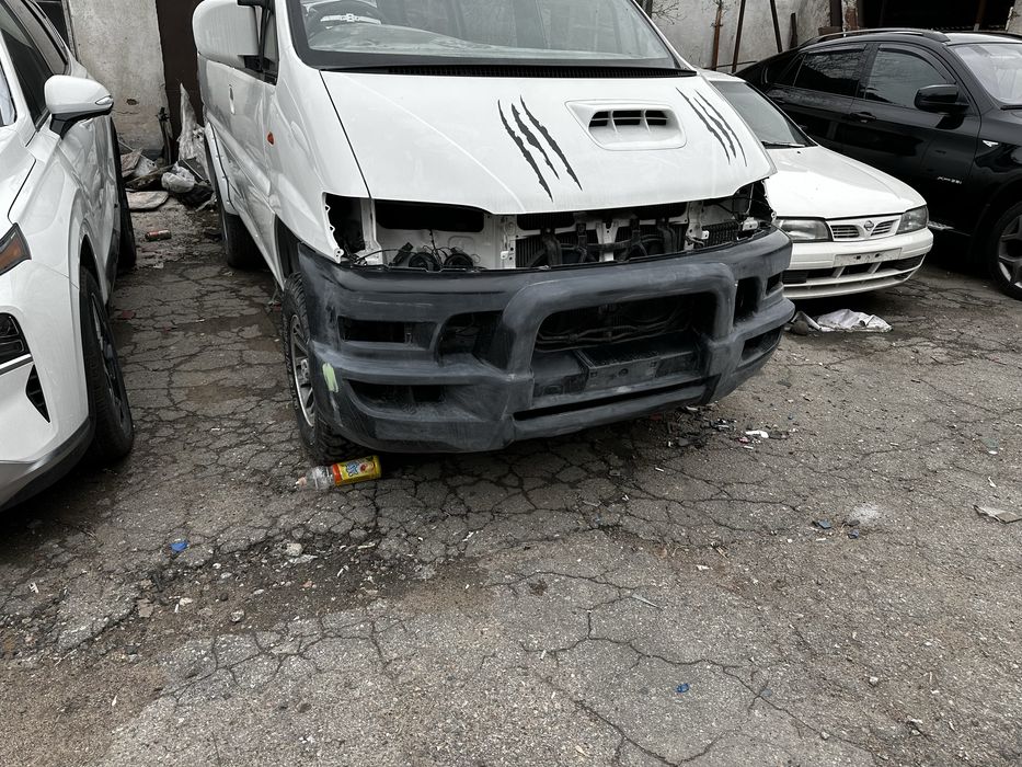 Бампер  delica  делика