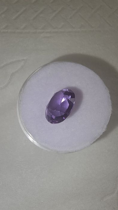 Продам камень Александрит