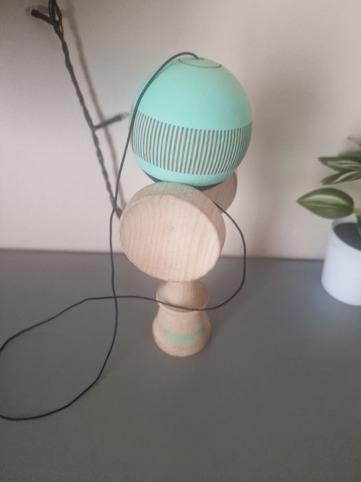 Kendama Sweets Broken Bones Anti Skid 2.0