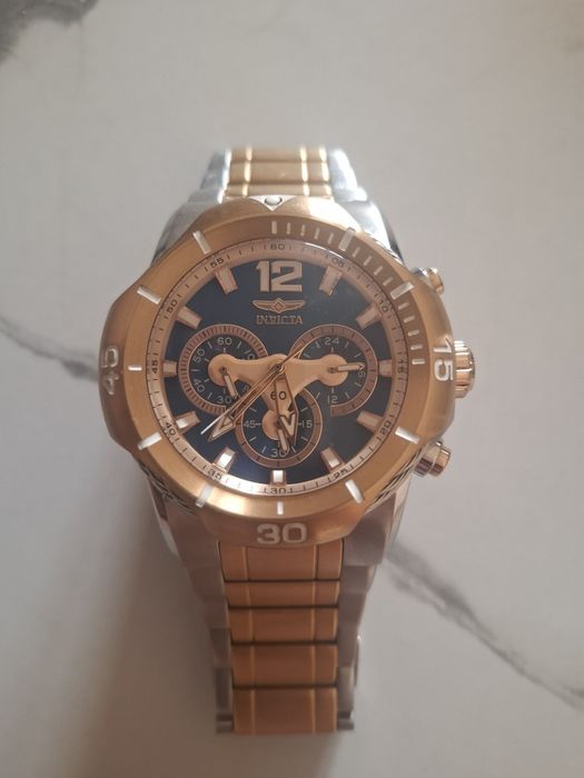 Часовник Invicta