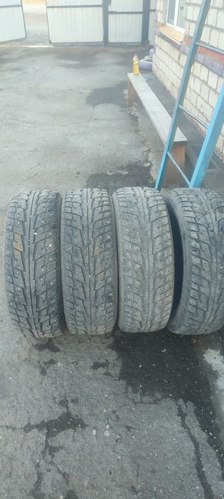 Комплект резины шиповонная