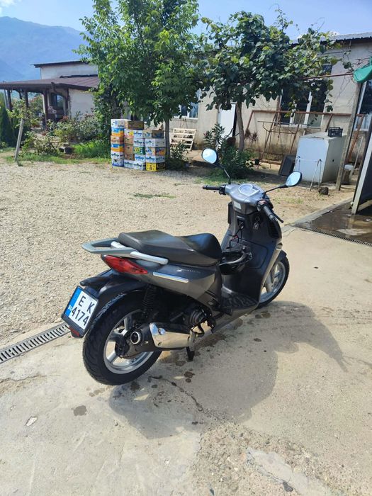 Aprilia Sportcity 200