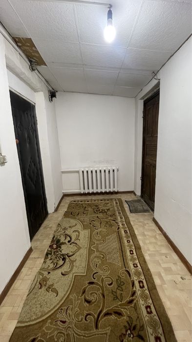 Сдам квартиру в частном доме.