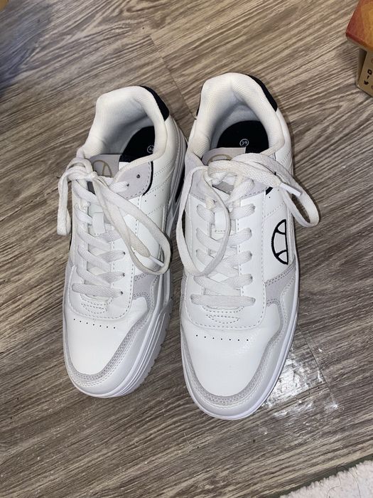 Ellesse страхотни маратонки