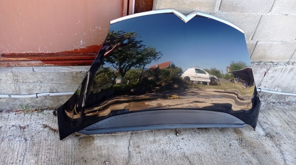 Преден капак Citroen C4 Picasso 2010