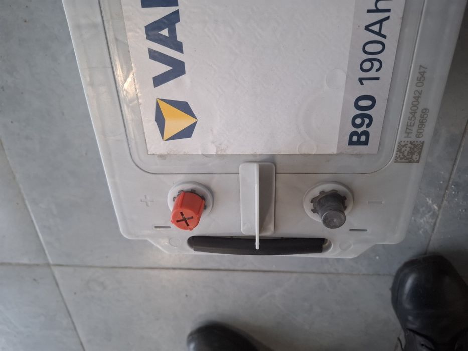 Продам акуммолятор