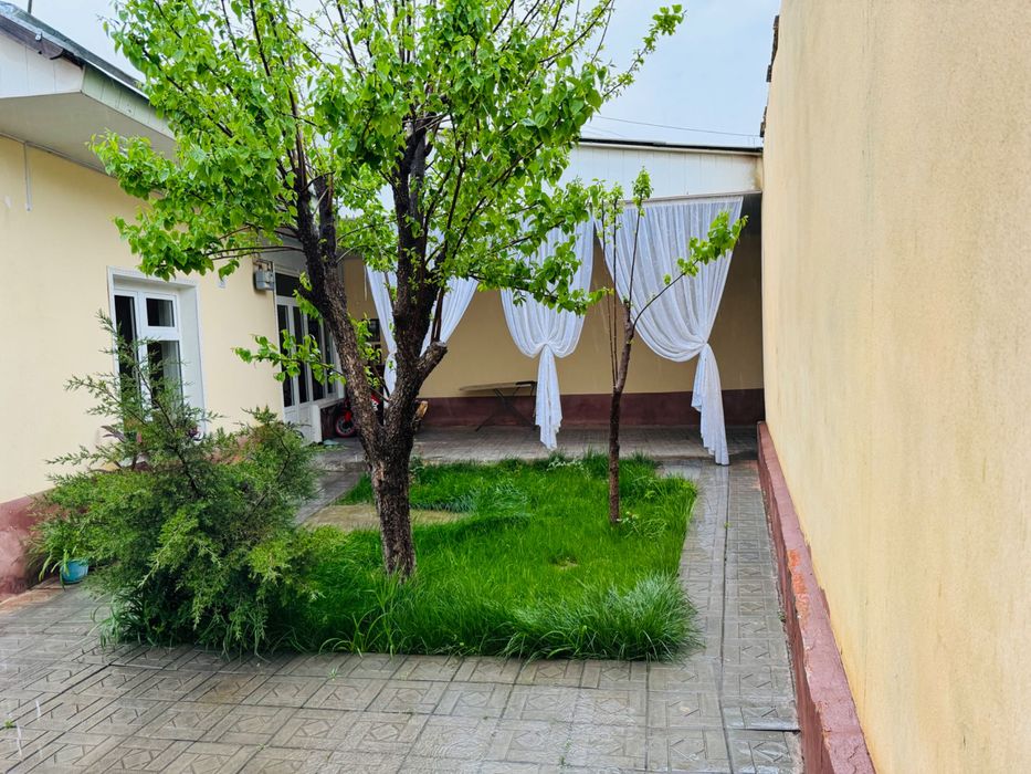 КРЕДИТГА, barter, naxtga uy sotiladi.