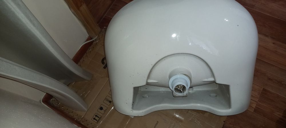 Раковина с пьедисталом керамическая