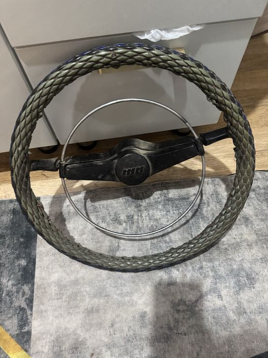 Продам руль на москвич