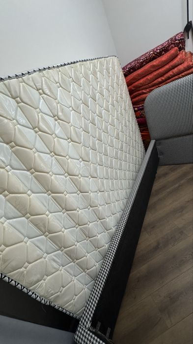 Матрас 160*200 б/у