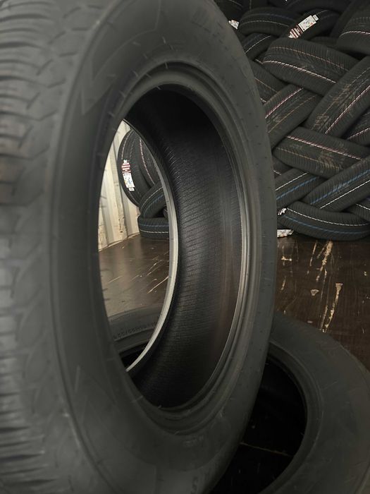 Нови Всесезонни Гуми Arivo Carlorful A/S 255/55R18 105V Нов Dot