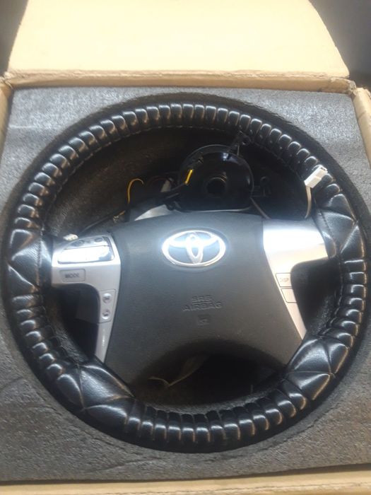 Руль от таиоты хайлюкс