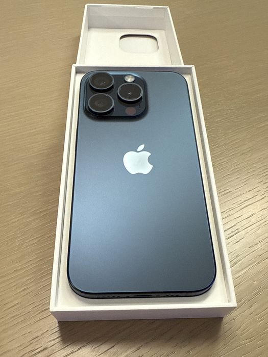 Iphone 15 pro 128Gb, folie, garantie