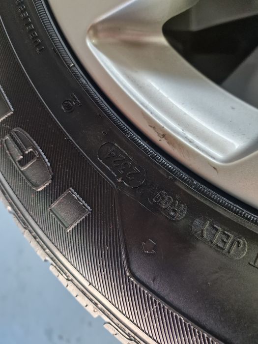 Гуми с Джанти Mercedes ML W166 255/55 R 18 Dot 2024