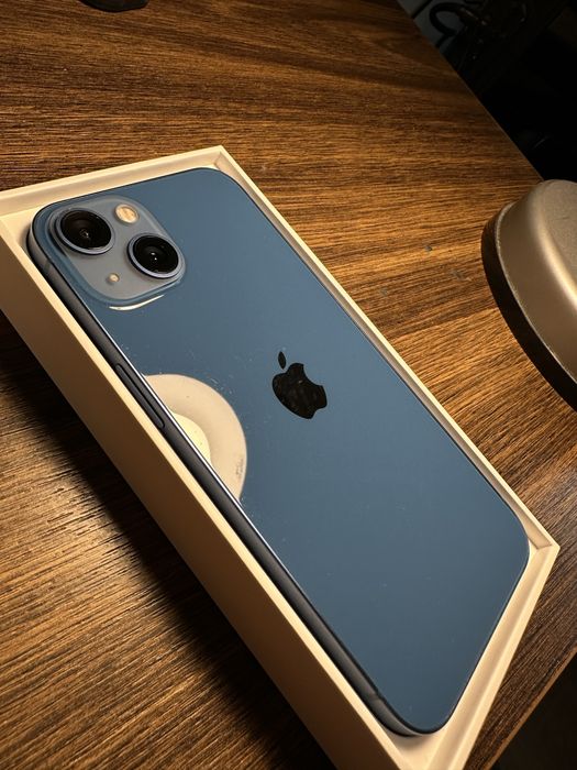 IPhone 13 син 128GB