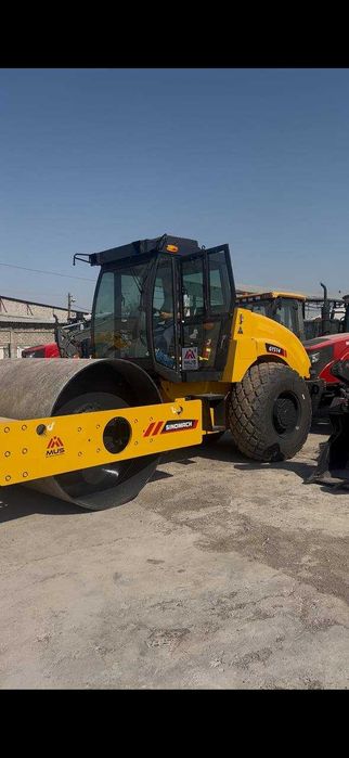 грунтовый каток Sinamach GYS14.  14 Тон