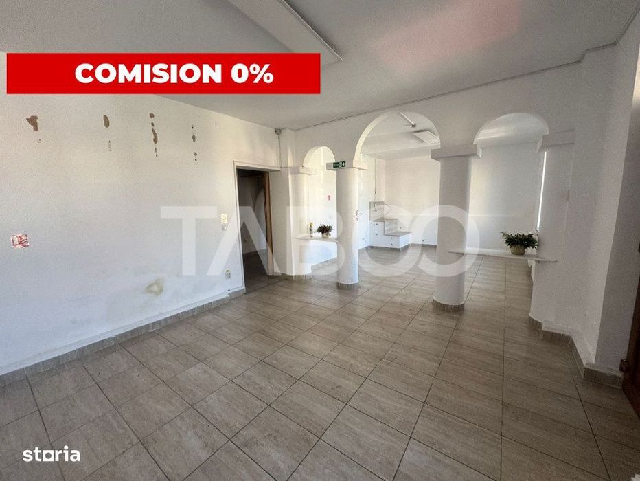 COMISION 0 - Spatiu comercial la strada cu 3 camere 73 mpu Dumbravii