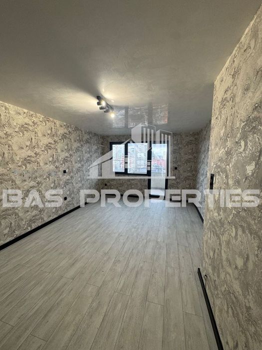 Продава се Тристаен апартамент в София, Хиподрума - 115 кв.м за 1397 €/кв.м - Снимка #2