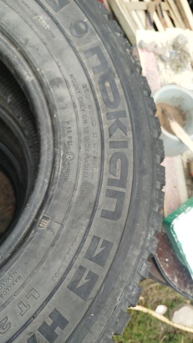 Nokian LT 265/75 R16