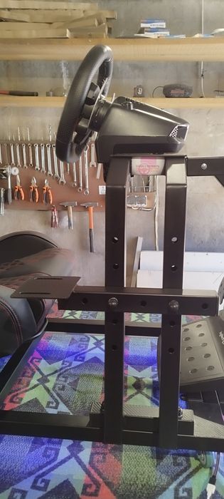 Стойка и седалка за волан, педали и скоростен лост logitech, moza...
