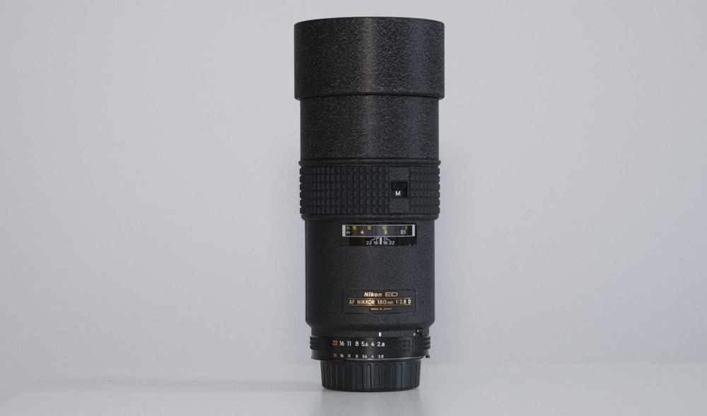 Obiectiv Nikon AF 180mm 2.8D ED