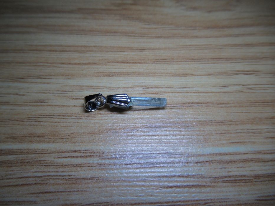 Висулки съсТурмалин,Кехлибар,Аквамарин,Кианит,Гранат,Морган и др