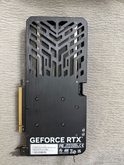 RTX 5060 8gb.