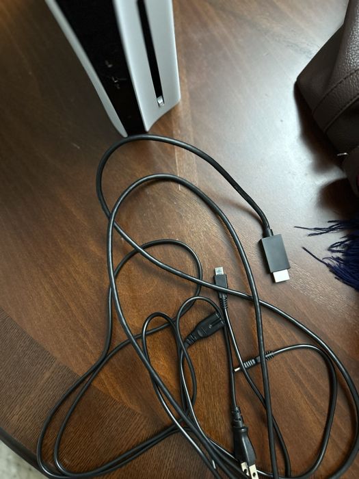 Продам пс 5 срочноо