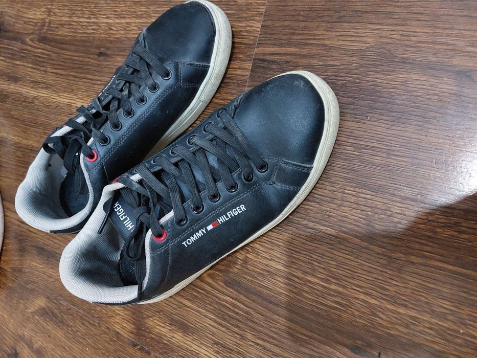 Продаются кроссовки,макасины