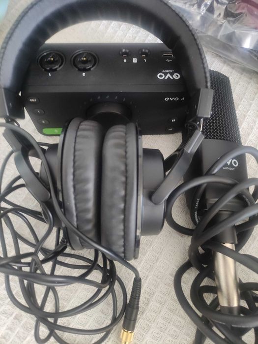 Audient Evo 4 USB аудио интерфейс .
