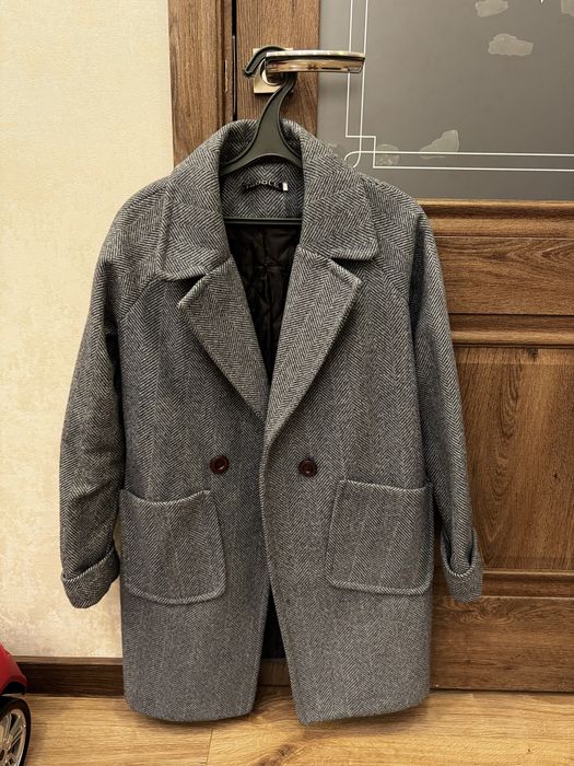 Женское пальто утепленое