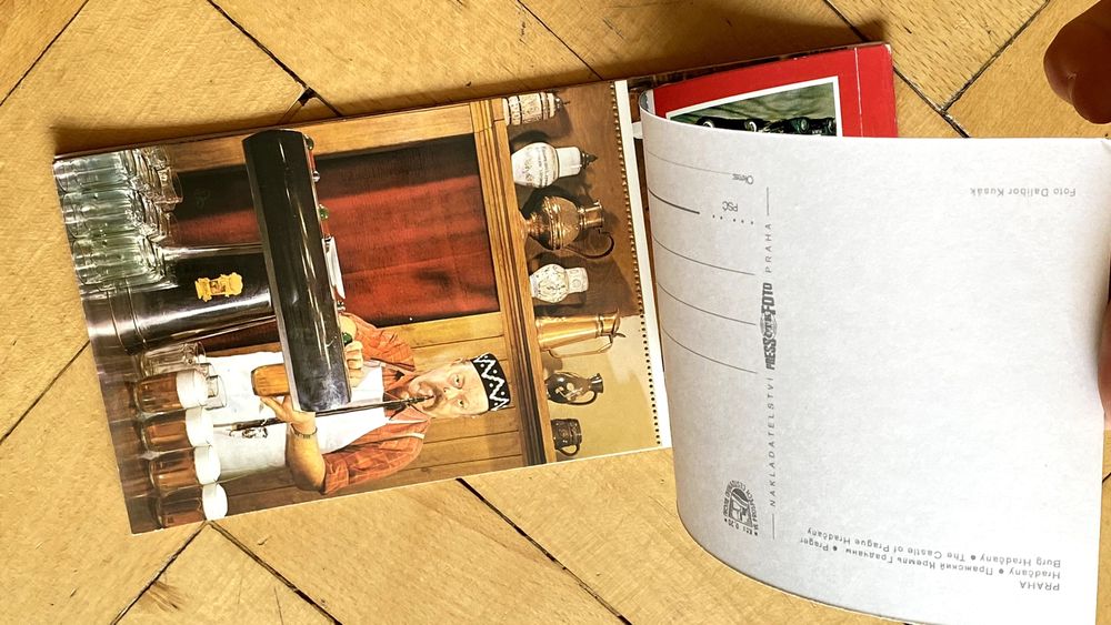 Лот различни картички