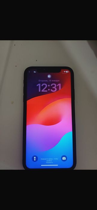Продается айфон XR