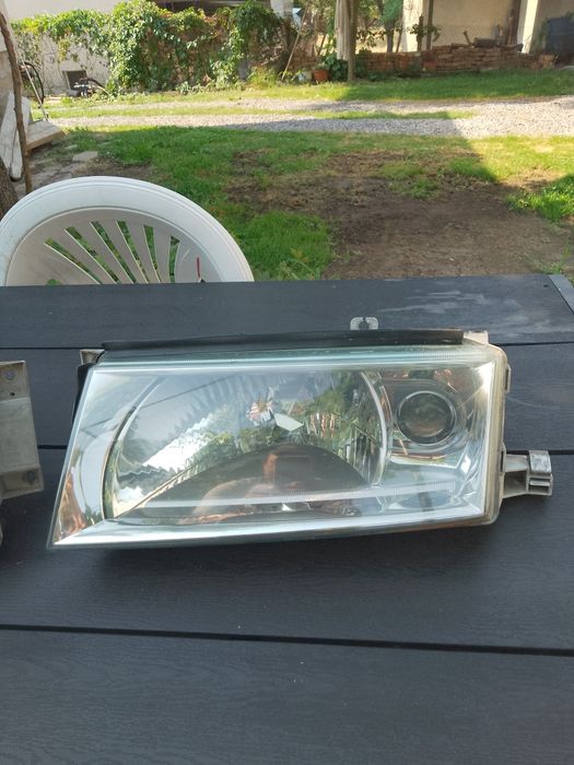 Фарове Октавия 1