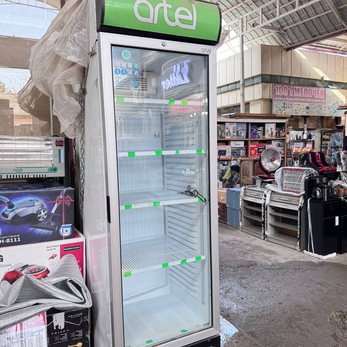 Витрина холодильник
