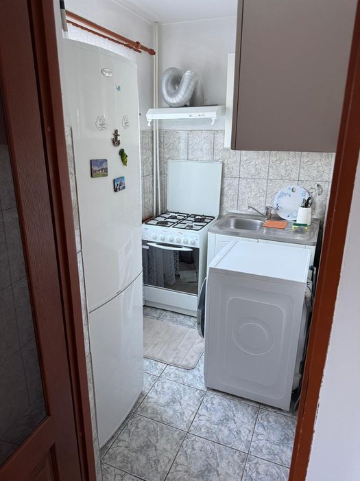 Garsoniera de inchiriat 28mp