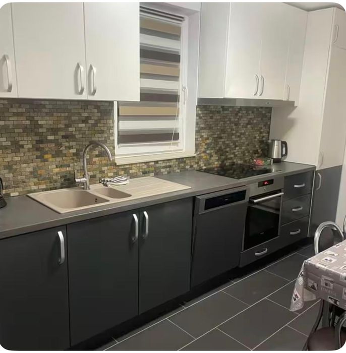 Vând apartament cu două camere în Florești CJ  Avram Iancu 408G