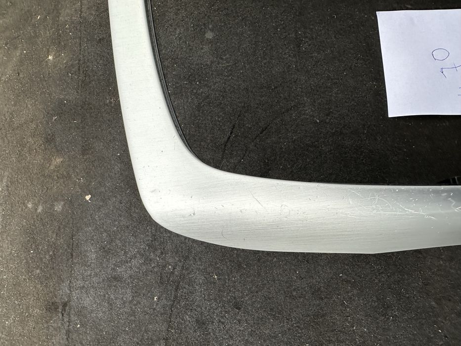 Оригинална лайсна за AUDI A6 4g C7 комби и седан 2011-2018г н70