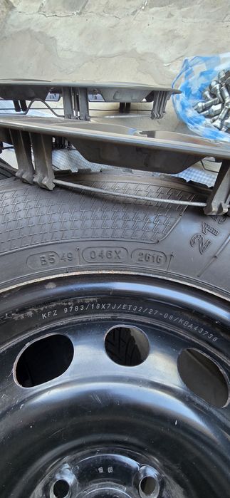 Гуми и джанти за Пежо. Размер 215 / 60 / 16 215