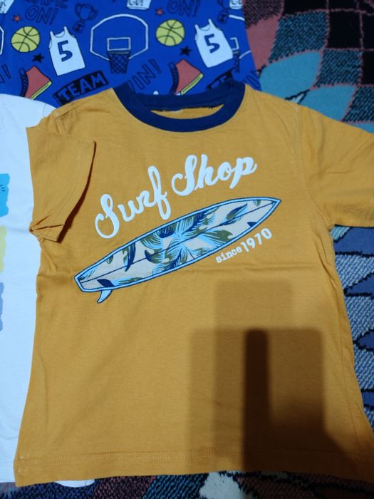 Детские майки и футболки для мальчика от 7 до 8 лет.