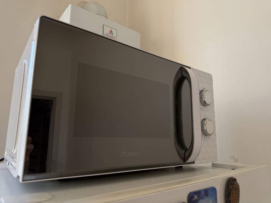 Микроволновая печь