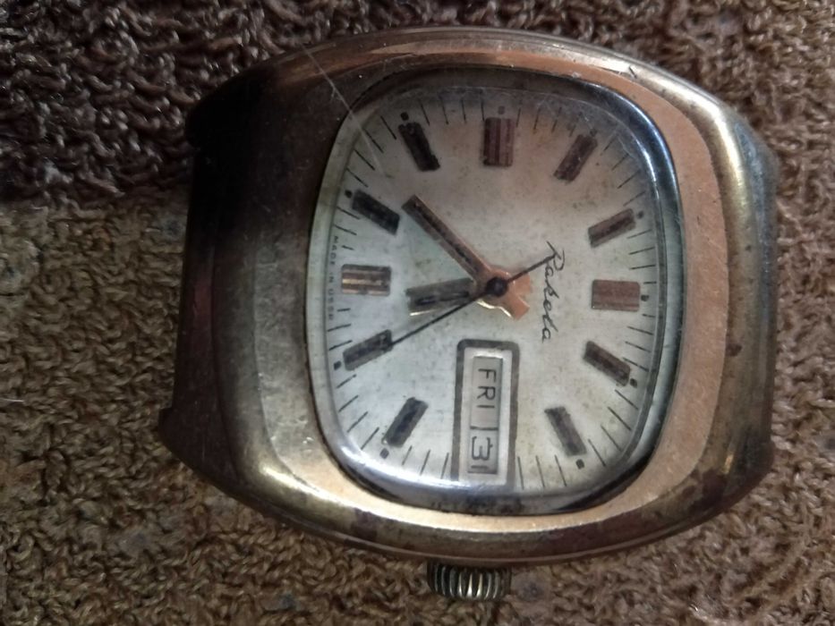 Продавам часовници