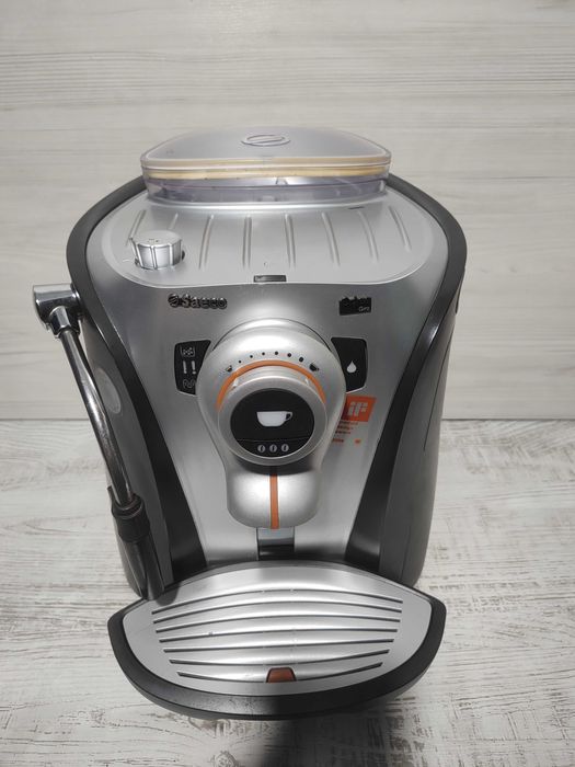 Кафеавтомат - робот Saeco Odea Giro